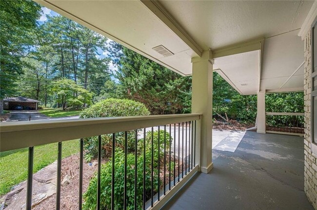 Building Photo - 2151 Zelda Dr NE