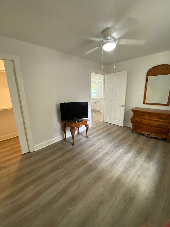 Building Photo - 769 Mourning Dove Ln