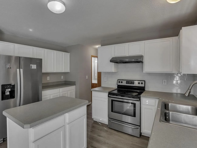 Foto del edificio - 7015 Onyxbluff Ln