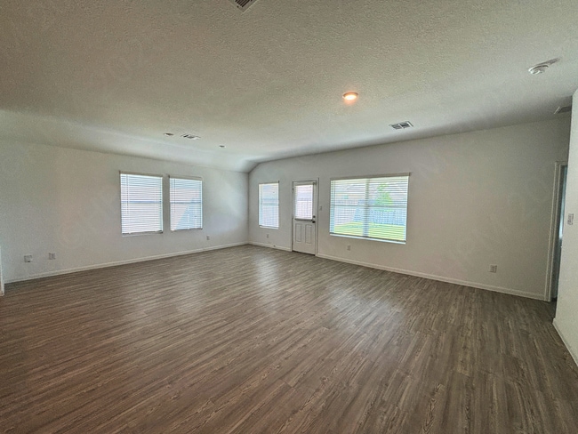 Building Photo - 14405 Penny Run
