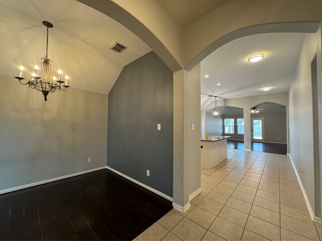 Foto del edificio - 11030 Overland Trail Dr
