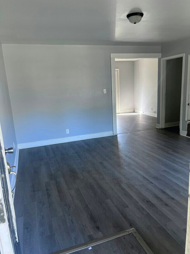 Foto del edificio - 1608 Hartwell Dr