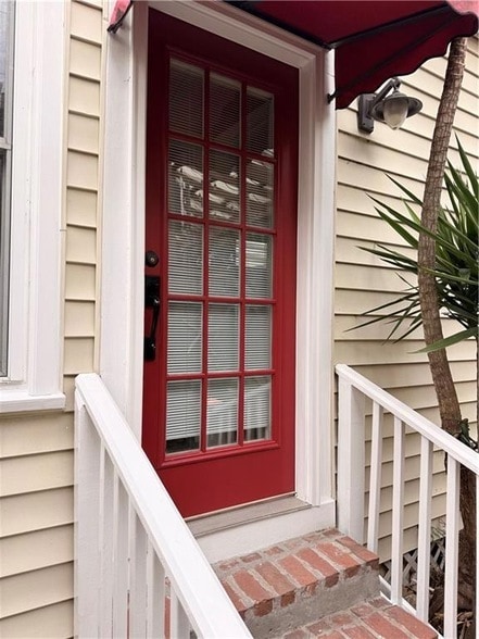 Photo - 611 Lyons St Apartment