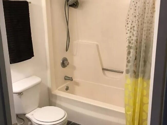 Building Photo - 1133 Kentucky St SE