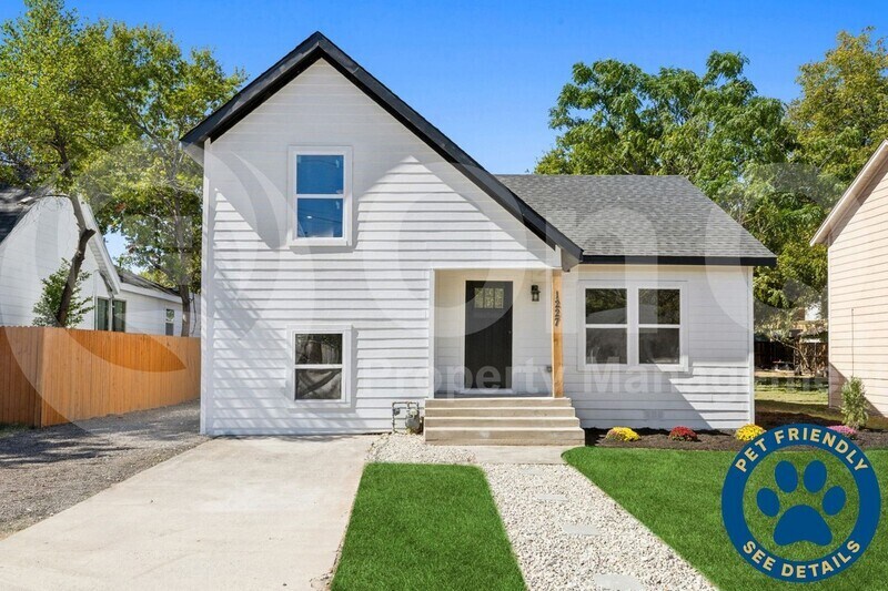 Primary Photo - 1227 S Edgefield Ave