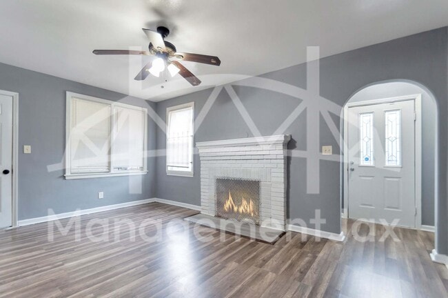 Photo - 3820 Stuart St House