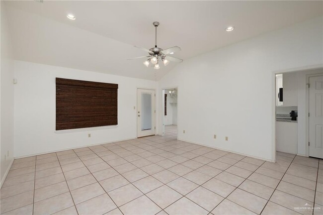 Building Photo - 7401 N 40th St