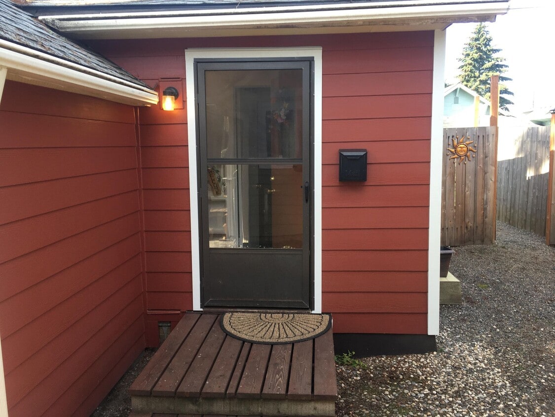 Foto principal - 251 NW Connell Ave