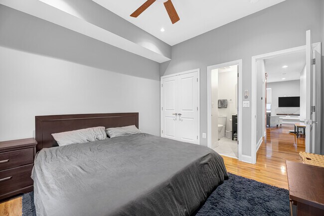 Foto del edificio - 3519 14th St NW