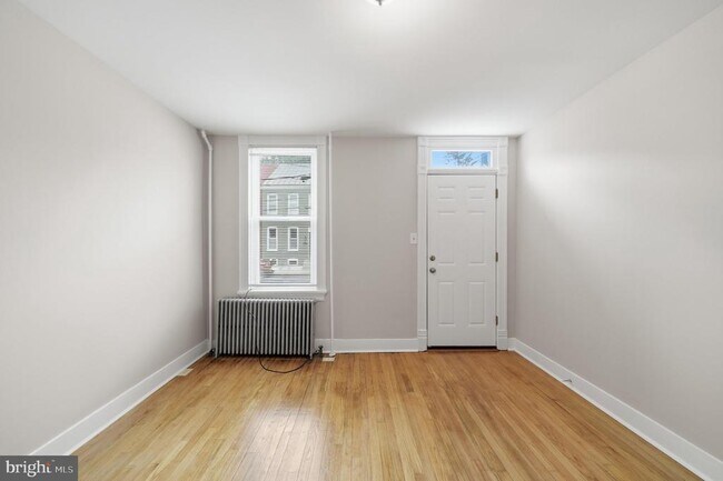Foto del edificio - 403 W South St
