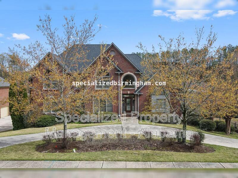 Primary Photo - 5135 Lake Crest Cir