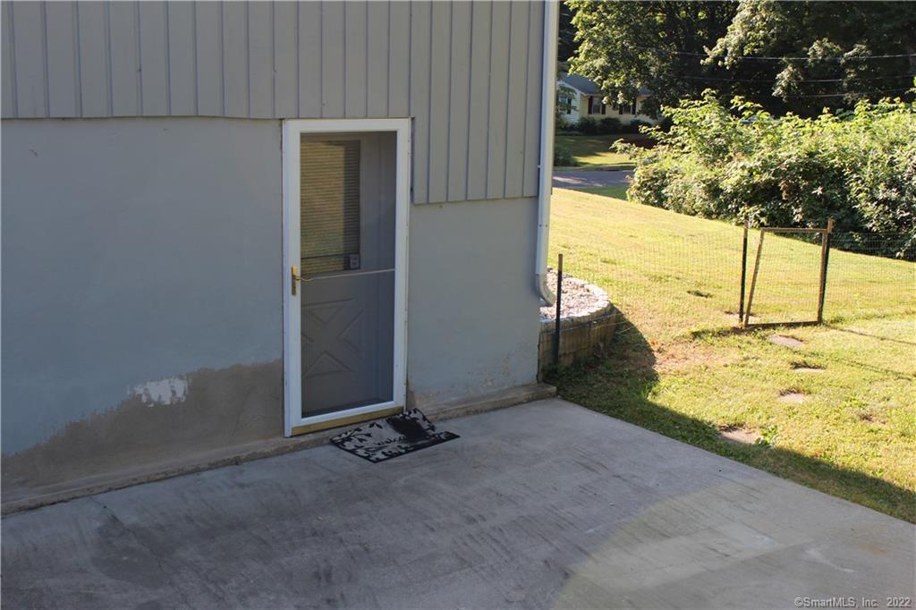 42 Stony Brook Dr, Monroe, CT 06468 House Rental in Monroe, CT