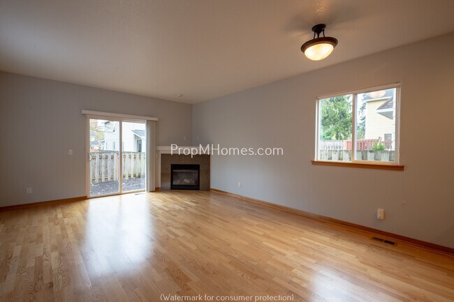 Foto del edificio - Fantastic Three Bedroom North Portland Hom...