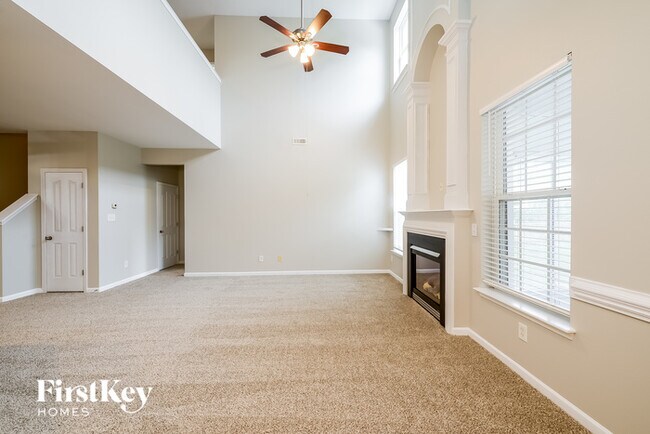 Building Photo - 410 Vineyard Ln