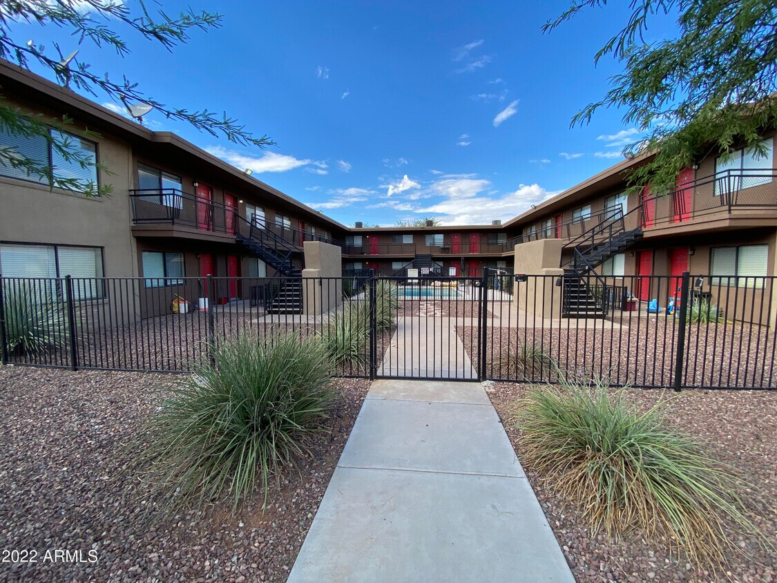 310 E Earll Dr Unit 209, Phoenix, AZ 85012 Apartment for Rent in
