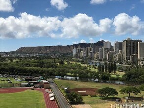 Building Photo - 2444 Hihiwai St