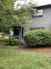 Building Photo - 161 Harvest Dr