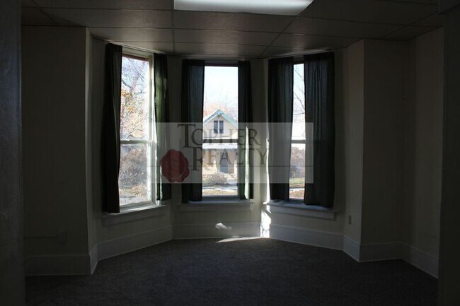 Foto del edificio - 645 N Ewing St