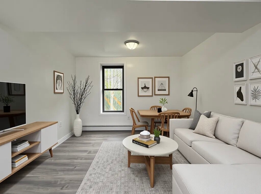 Foto principal - 2864 W 15th St