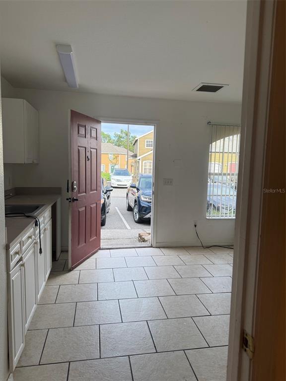 Building Photo - 217 Australian Way