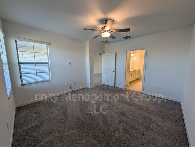 Building Photo - 10754 Gable Dig Lp