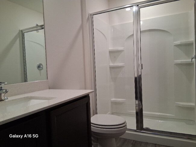 Building Photo - 857 Youngreen Dr