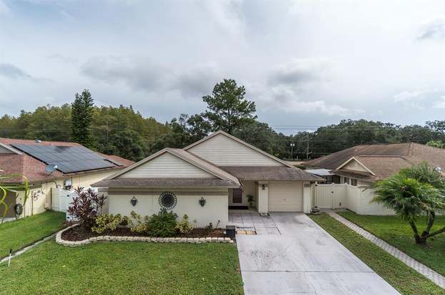 Primary Photo - 11911 Hickorynut Dr