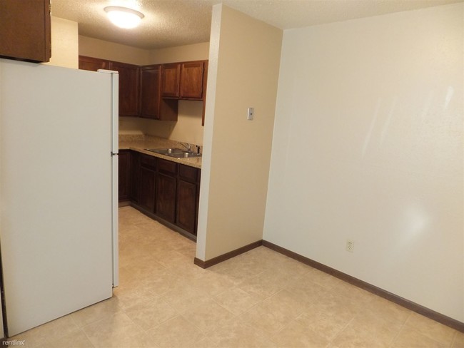 Building Photo - 1 br, 1 bath  - 402 W Arbor Ave Unit #12