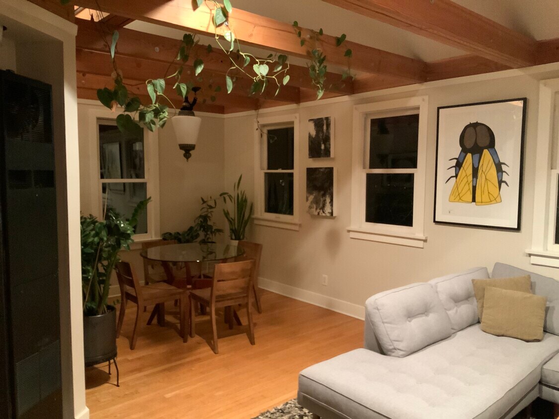 Foto principal - 2342 NE 14th Ave