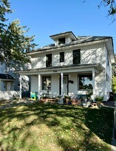 Building Photo - 5008 N Nelson St