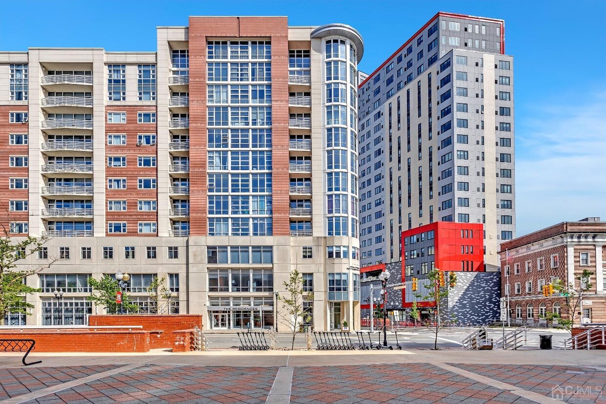 20 Livingston Ave Unit 801  