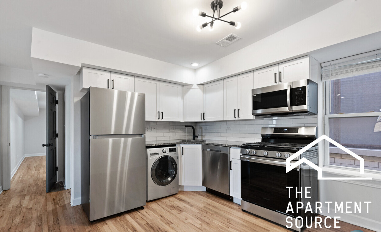 Primary Photo - 1112 W 18th St