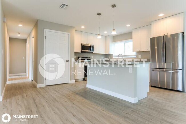 Building Photo - 5292 TREKELL ST, NORTH PORT, FL 34287