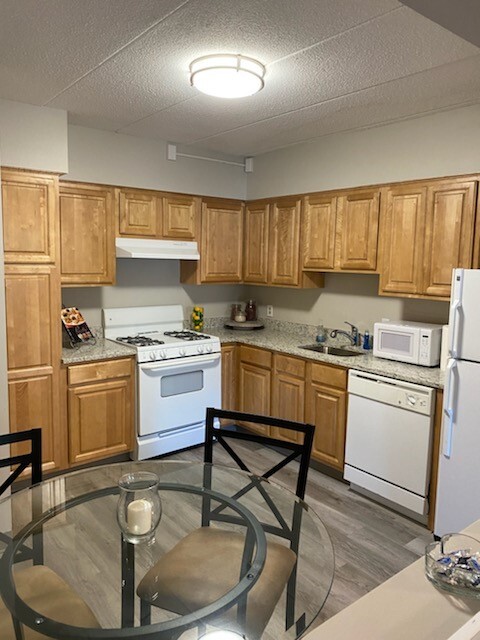 2 bedroom kitchen model unit - King's Lynne