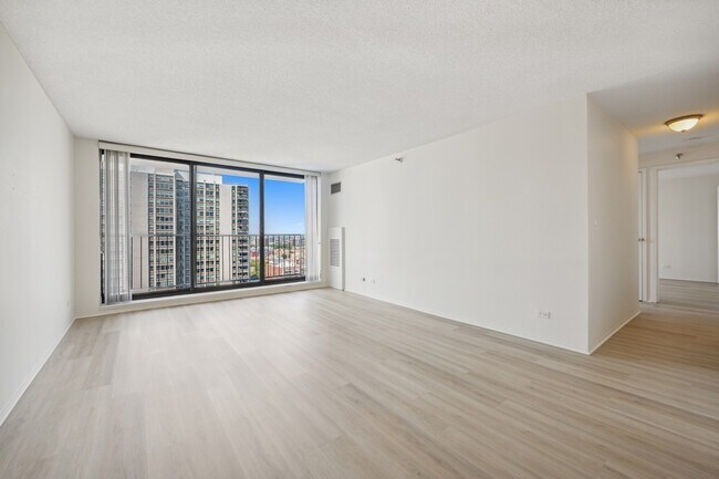 Building Photo - 1250 N Dearborn St
