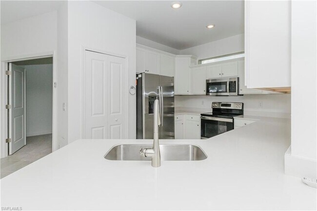 Foto del edificio - 9099 Leatherwood Loop