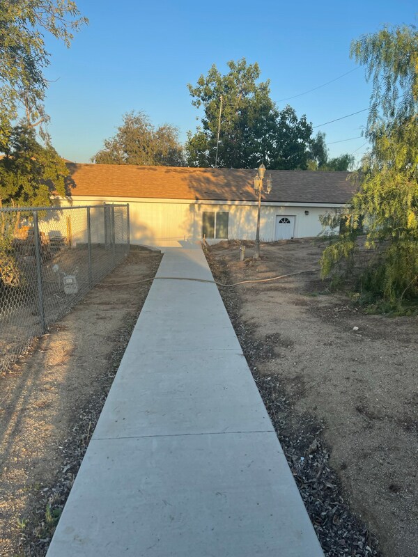 Foto del edificio - 15730 Washington St