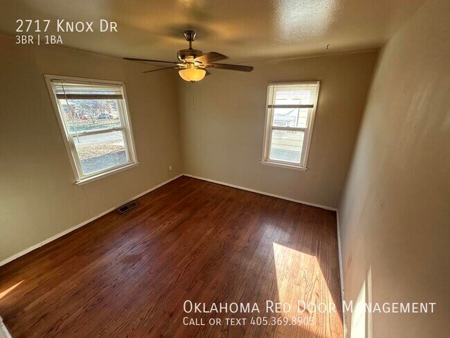 Foto del edificio - 2717 Knox Dr