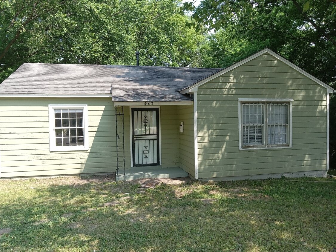 Charming 2BR Home Near the University of Memphis! - Charming 2BR Home Near the University of Memphis!