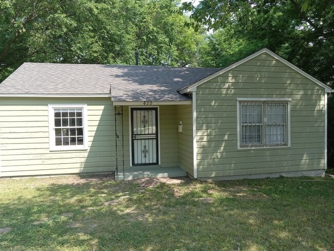 Charming 2BR Home Near the University of Memphis! - Charming 2BR Home Near the University of Memphis!