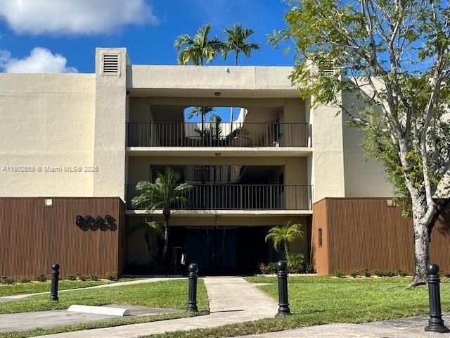 Primary Photo - 8015 SW 107th Ave