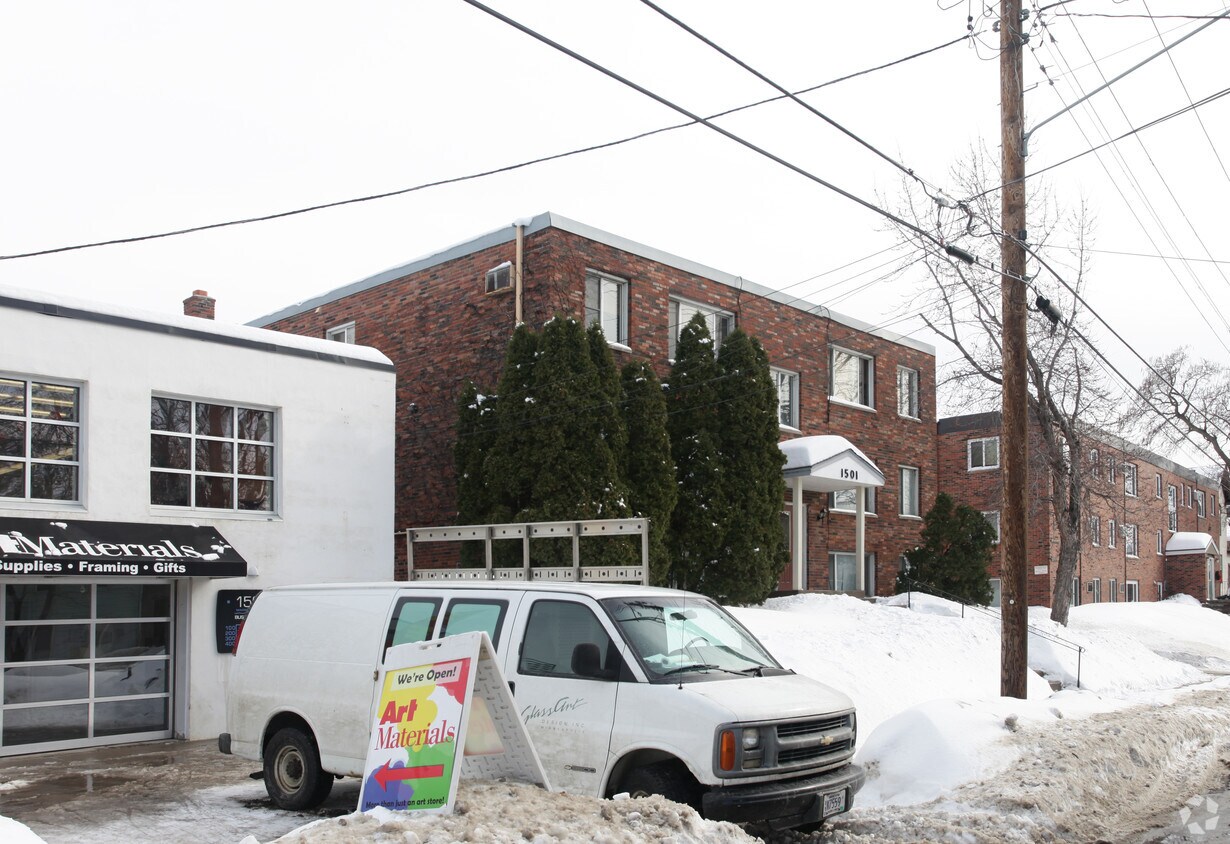 Foto del edificio - 1501 Marshall St NE