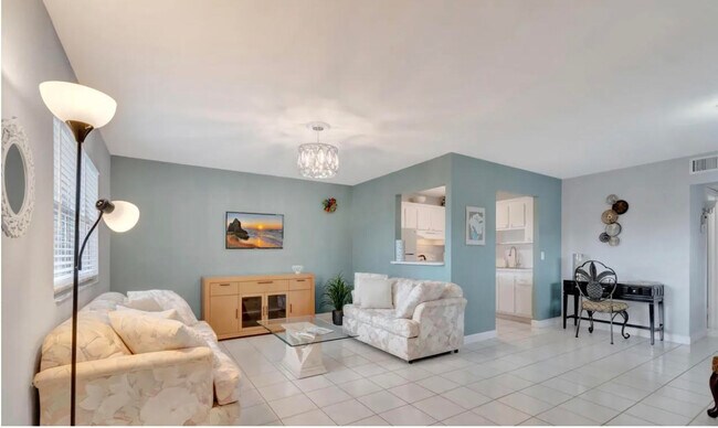 Foto del edificio - 191 Tuscany C