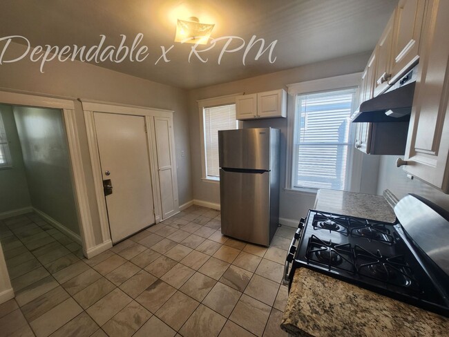 Photo - 64 Whitten St Apartment