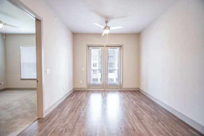 A4.1 Living Room - One90 Gateway