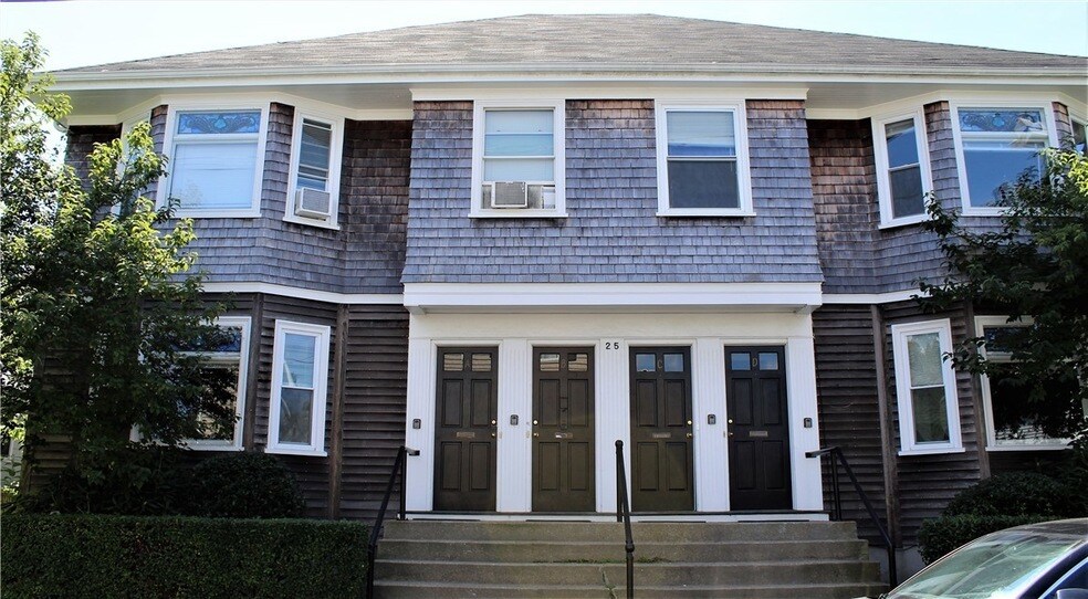 Photo - 25 W Narragansett Avenue Unit B