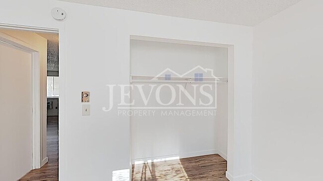 Foto del edificio - 314 N 7th St