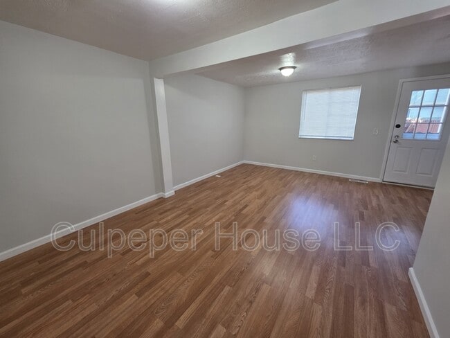 Building Photo - 5970 Black Oak Dr