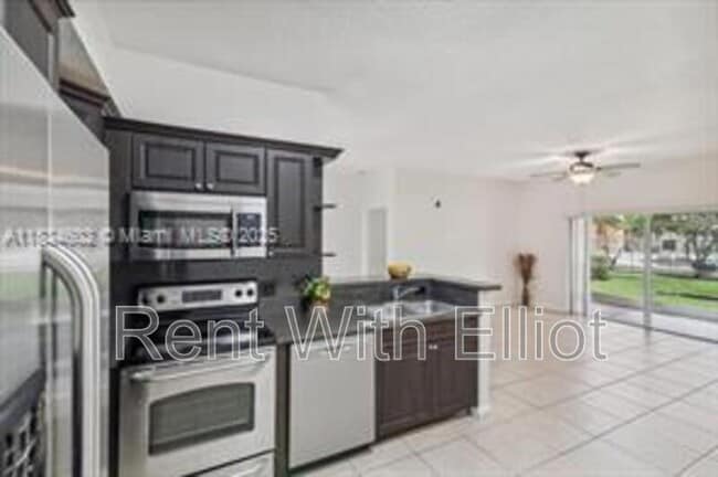 Photo - 6952-695239 SW 39th St House