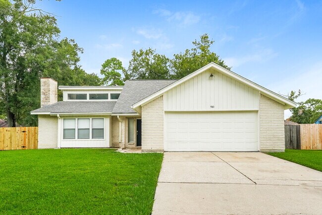 Foto del edificio - 910 Companion Dr